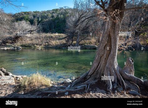 Johnson City, Texas, USA. 24 December, 2021. Warm weather at Pedernales Falls State Park ...