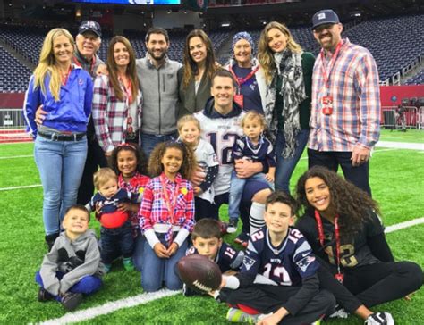 Tom Brady Family - Wife, Children, Parents, Sisters, Bio | CelebFamily