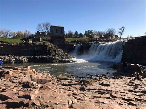 Visit Sioux Falls South Dakota | The Top 10 Things to Do