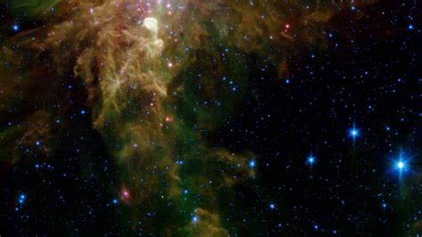 NASA's image of the day shows off Christmas Tree Cluster of infant ...