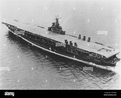 USS Ranger (CV-4) underway in Hampton Roads on 18 August 1942 Stock ...