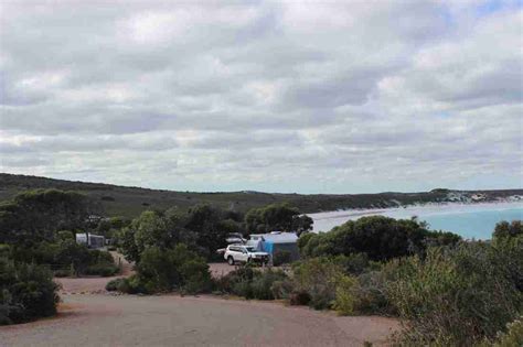 Lucky Bay Campground, Cape Le Grand National Park | WAY&FARER