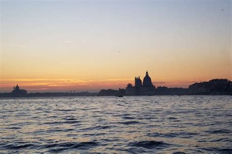 Venice Italy Sunset Wallpaper - Download to your mobile from PHONEKY