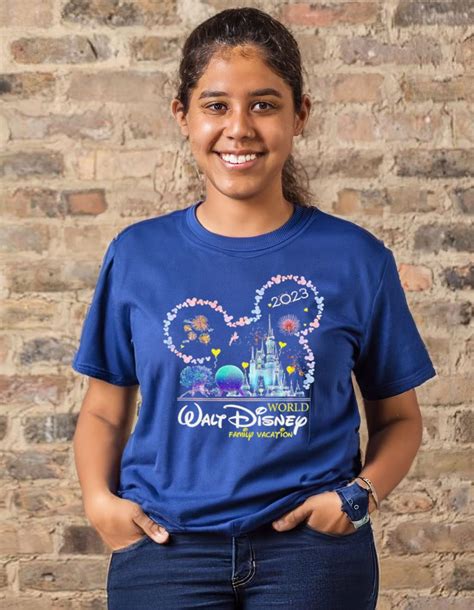 2023 World Walt Disney Family Vacation T-Shirt + Sweatshirt