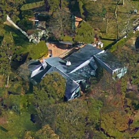 Lloyd Banks' House in West Hills, NY (Bing Maps)