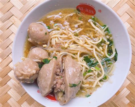 ExploreTraveler Bakso Indonesian Meatball Soup Recipe