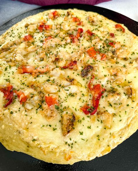 Lobster Pizza - Simple Seafood Recipes