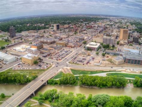 Fargo North Dakota Skyline Stock Photos, Pictures & Royalty-Free Images - iStock