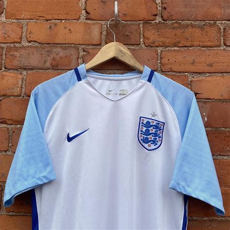 NIKE England FC Football Shirt / Soccer Jersey from... - Depop