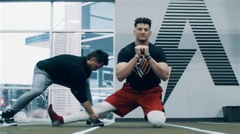 How KC Chiefs QB Patrick Mahomes trains during coronavirus | Kansas ...