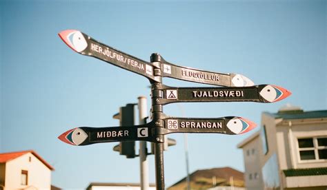 Icelandic words: the most useful vocabulary for your trip 💥 | Howlanders