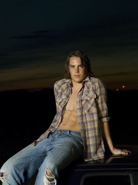 Tim promotional photos {season 1} - Tim Riggins Photo (7736455) - Fanpop