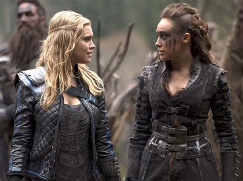 The 100 season 3: Actor teases 'ferocious love triangle' between Clarke ...