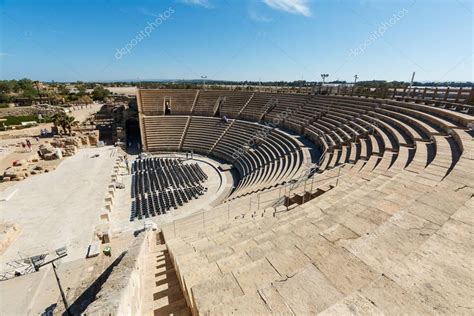 Roman amphitheater in Caesarea Maritima National Park, Israel – Stock Editorial Photo ...