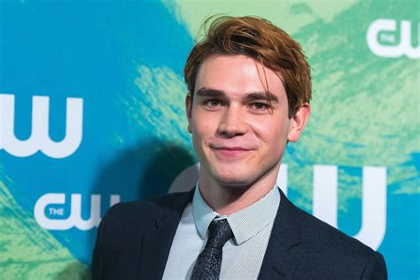 'Riverdale' Star KJ Apa Signs for Romantic Comedy 'The Last Summer ...