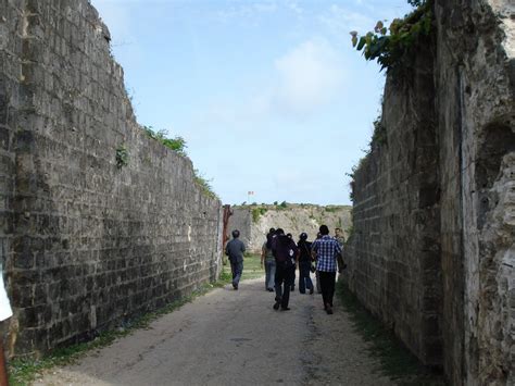 In My Opinion - À Mon Avis: In Jaffna - One Year After The End Of War...