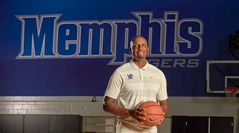 Penny Hardaway Takes Control of Memphis Tigers Basketball - Athlon Sports