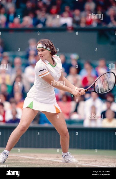 Swiss tennis player Martina Hingis, Wimbledon, UK 1997 Stock Photo - Alamy