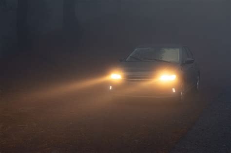 Should You Use High Beams or Low Beams in Fog? - My Car Makes Noise