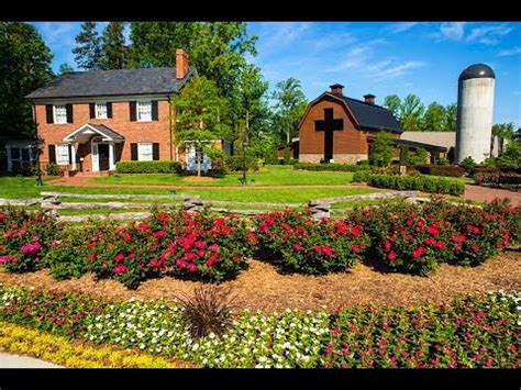 Billy Graham Library Museum & Family Home Tour - YouTube