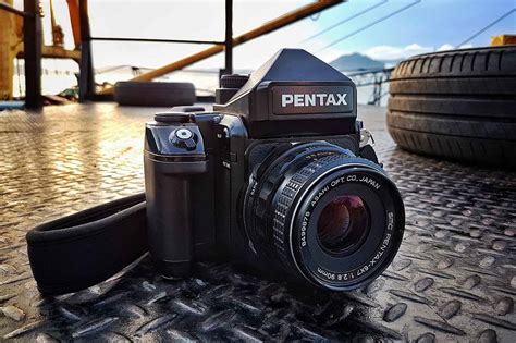 Faces Of Your Cameras - Pentax 67II - Tahusa