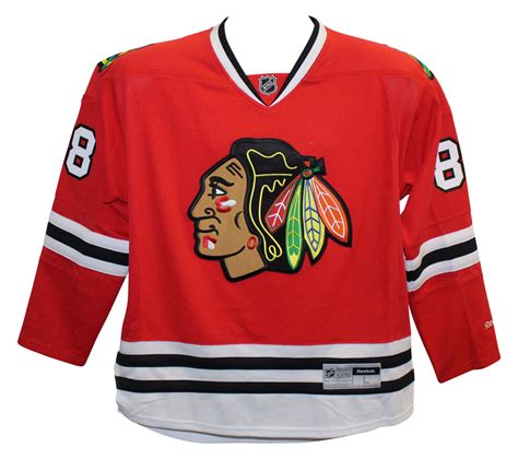 Patrick Kane Autographed Chicago Blackhawks Premier L Red Jersey FAN 27211 – Denver Autographs