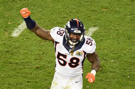 Denver Broncos: Will Von Miller re-unite with the Denver Broncos?