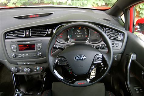 KIA pro_cee'd GT - Driven and Reviewed - Driving Torque