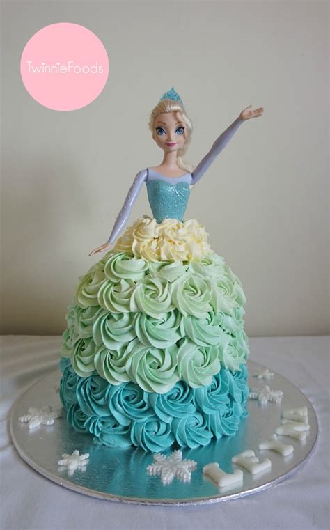 Elsa Doll Cake - TwinnieFoods