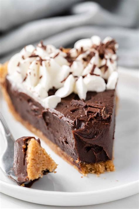 Chocolate Pie | Baked by an Introvert