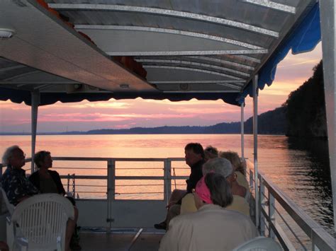 Wheeler Lake Scenic Cruises