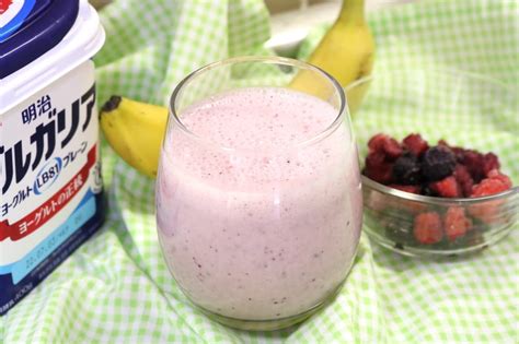 [Recipe] Easy "Frozen Berry & Banana Smoothie" Snack smoothie with ...