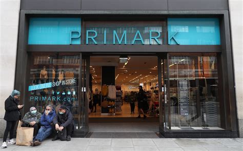 Primark bosses take 50% pay cut amid virus impact - TheIndustry.fashion