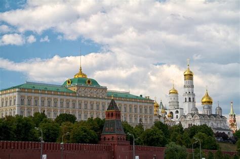 Premium Photo | Moscow kremlin wall