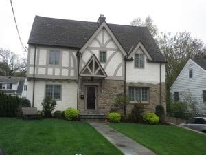 Larchmont NY 10538 Community Guide - History, Traditions, Local info