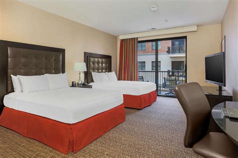 Hilton Promenade at Branson Landing Hotel in Branson (MO) - Room Deals, Photos & Reviews