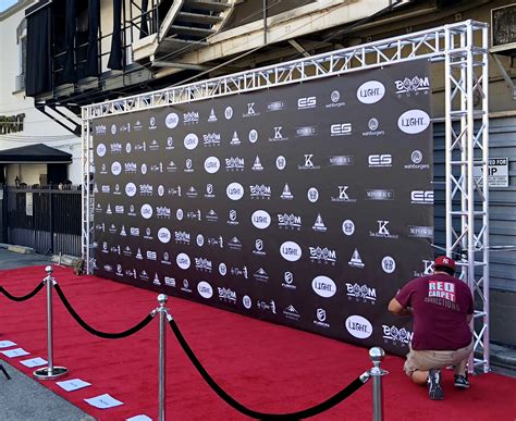 Step and repeat backdrop - laderimages