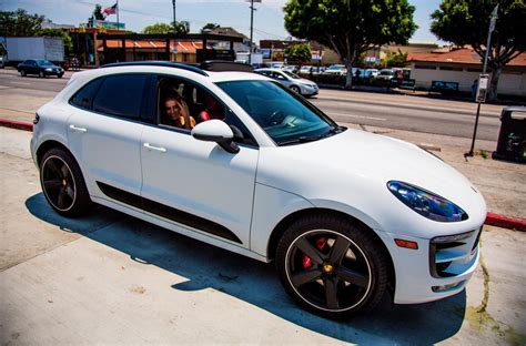 White Macan Turbo w/Full Garnet Red Interior | Porsche Macan Forum