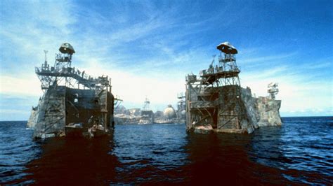 Waterworld at 25: Reappraising cinema’s biggest flop - BBC Culture