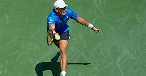 De Minaur upsets Medvedev in Toronto quarters - Tennis Majors