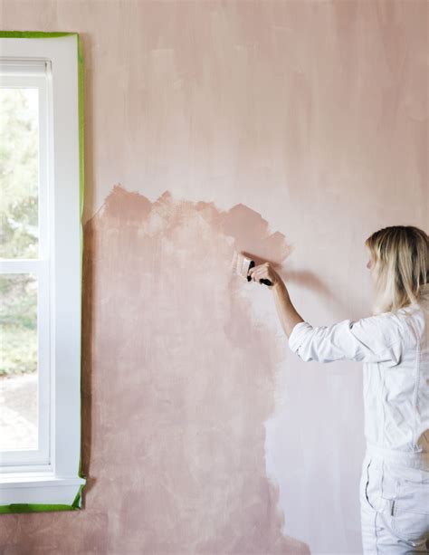 Add richness, depth, and dimension to a room with this lime wash wall paint technique. | Washing ...