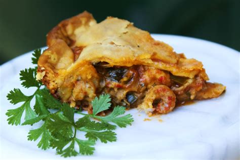 Menu Musings of a Modern American Mom: Crawfish Pie