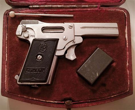 Kolibri Pistol Review - The World's Smallest Pistol | Gunivore