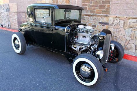 1930 FORD CUSTOM 2 DOOR COUPE