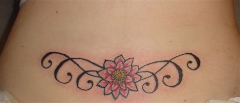 Charming Lower Back Floral Tattoos Design Ideas