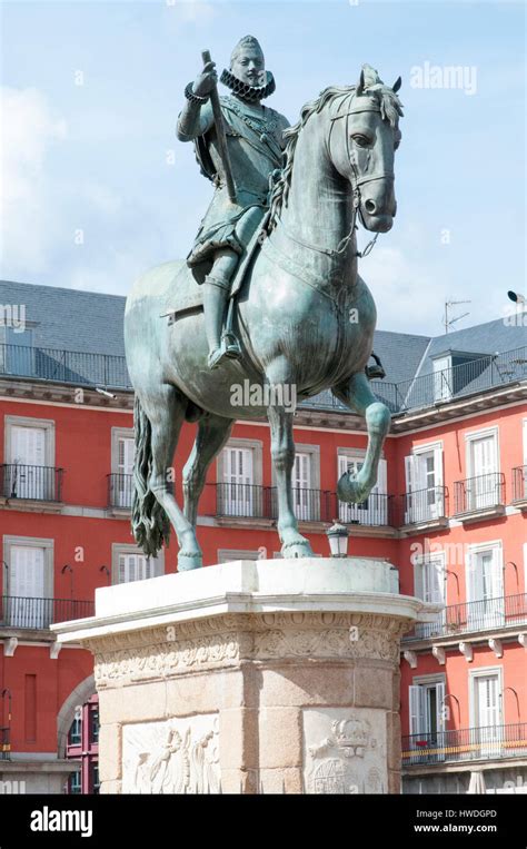 Equestrian statue of philip iii hi-res stock photography and images - Alamy