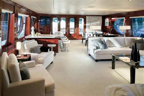 Best Celebrity Yachts: Tiger Woods | Luxury Yachts