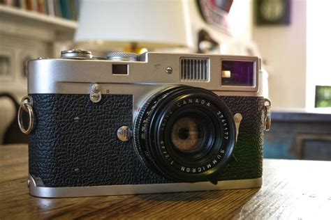 The Leica M2 | 35mmc