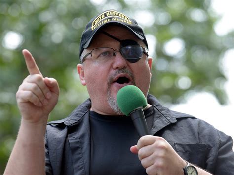 A judge ripped the far-right Oath Keepers founder over 'bewildering ...