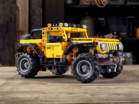 LEGO Technic Jeep Wrangler Ready for Minifig Off-Road Adventures